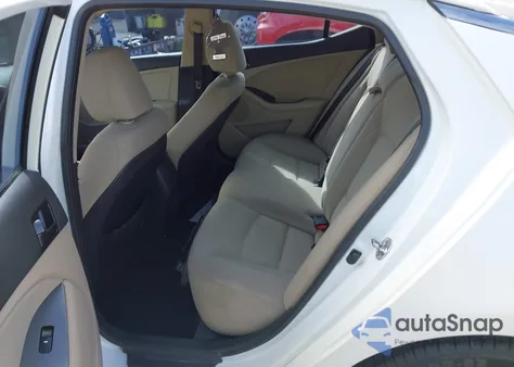 2013 Kia Optima Lx z USA, uszkodzony, nr VIN 5XXGM4A75DG163544